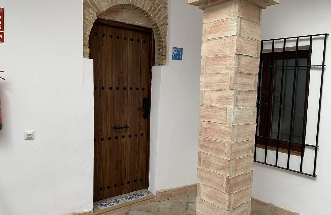 Belmonte Rooms-1