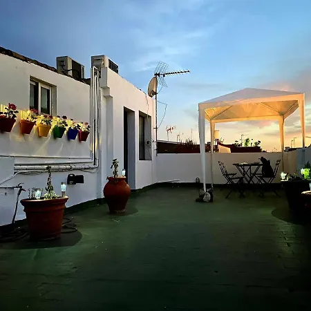 Hostal Funky By Arc House-3