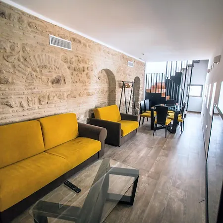 Patios del Orfebre-3