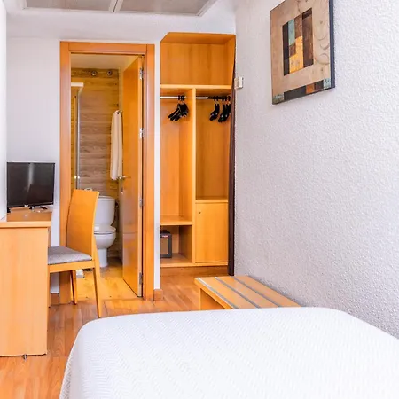 Hotel Serrano-2