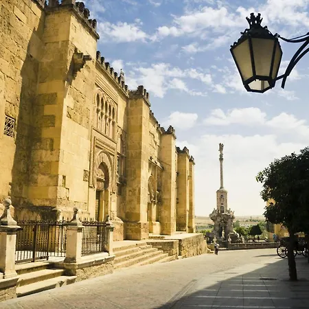 NH Córdoba Califa-2